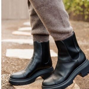 Women’s  Black Chelsea Lug Boots